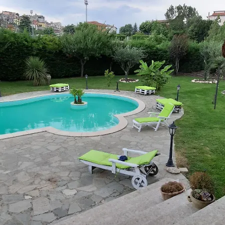 Oda ve Kahvaltı Arpe Montemiletto